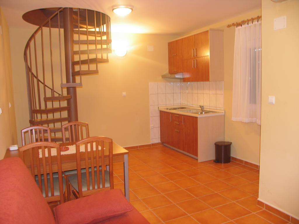 קלק Apartments Villa Ceres מראה חיצוני תמונה