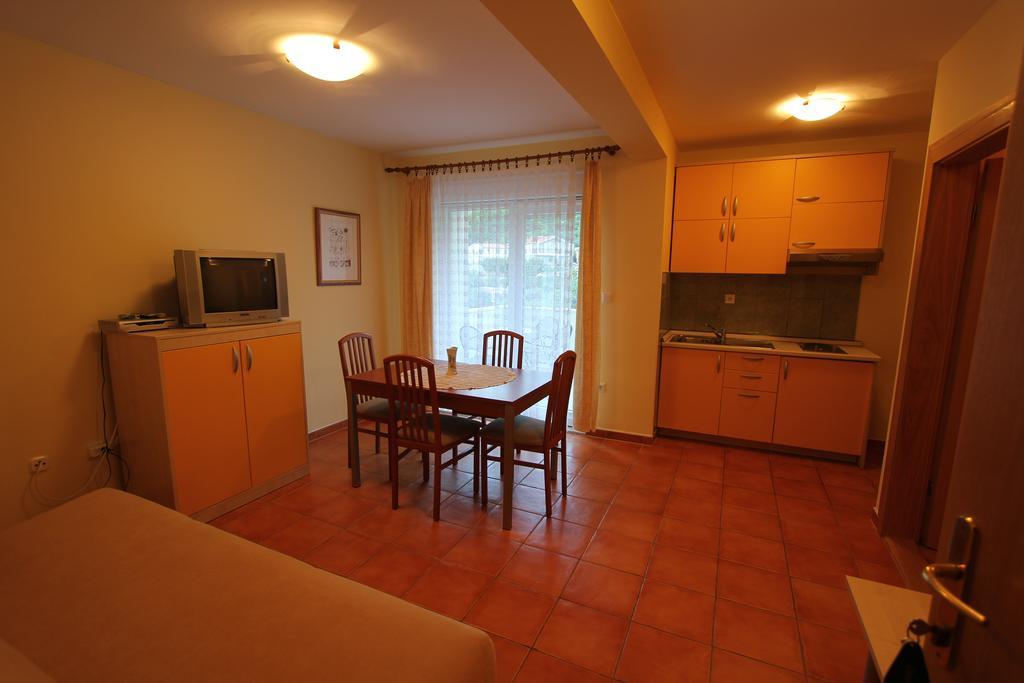 קלק Apartments Villa Ceres מראה חיצוני תמונה
