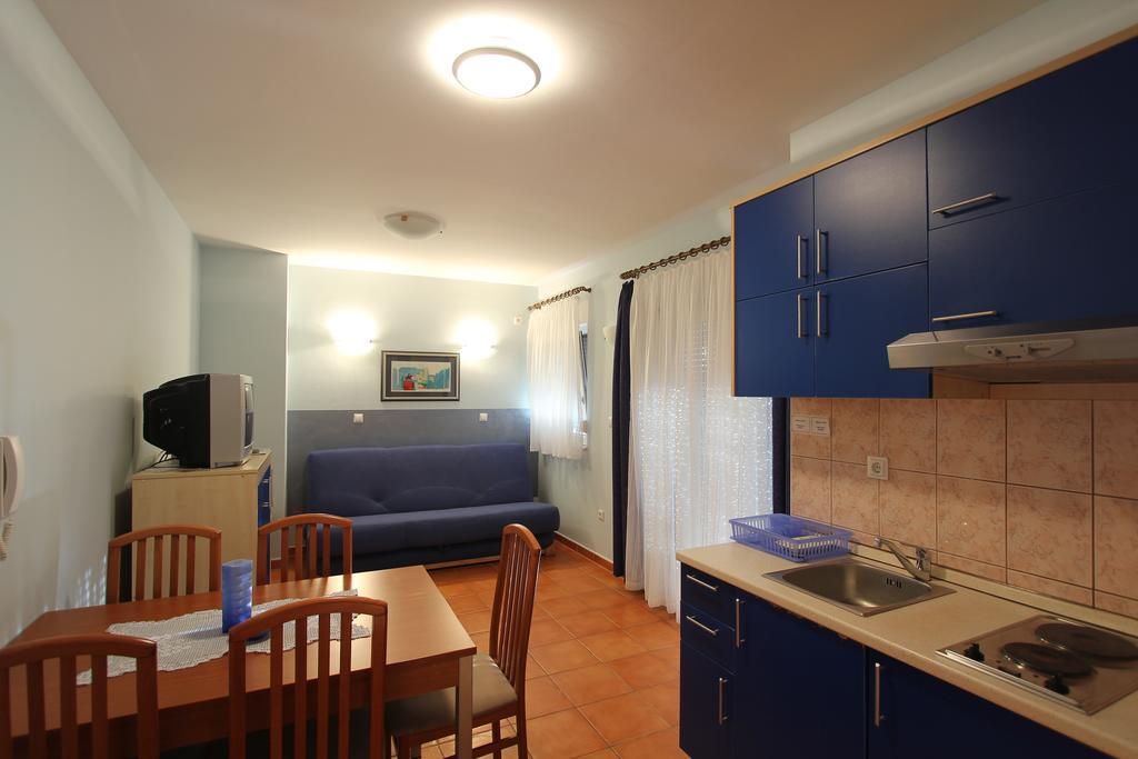 קלק Apartments Villa Ceres מראה חיצוני תמונה